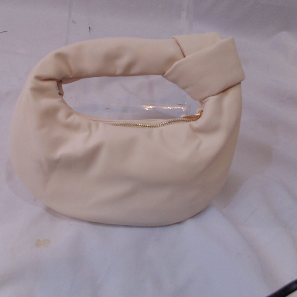 Melie Bianco Alexandra Top Knot Handle Bag Cream NWT - Picture 2 of 4